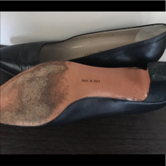 Salvatore Ferragamo Embossed Leather Shoes - Picture 8 of 8